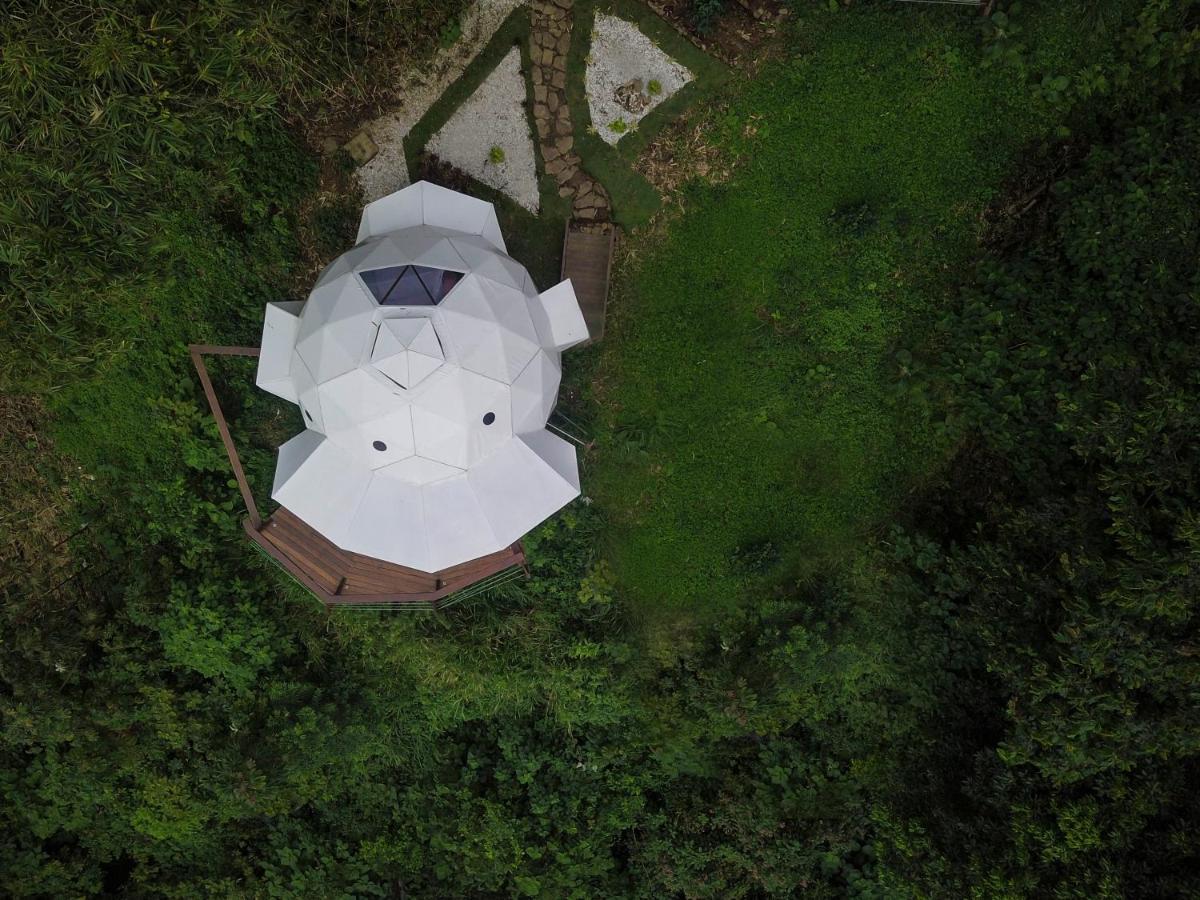 ホテル Trekker Glamping ミンカ エクステリア 写真