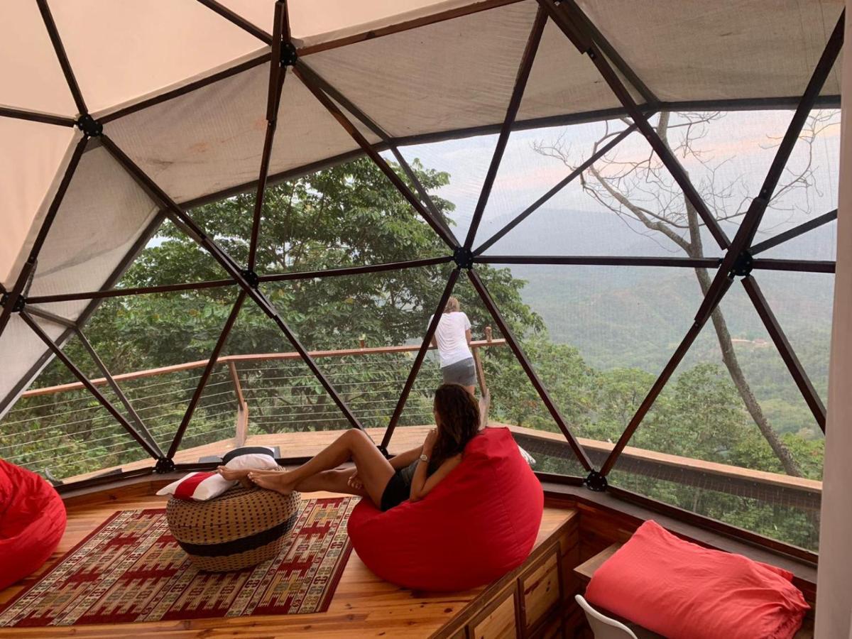 ホテル Trekker Glamping ミンカ エクステリア 写真