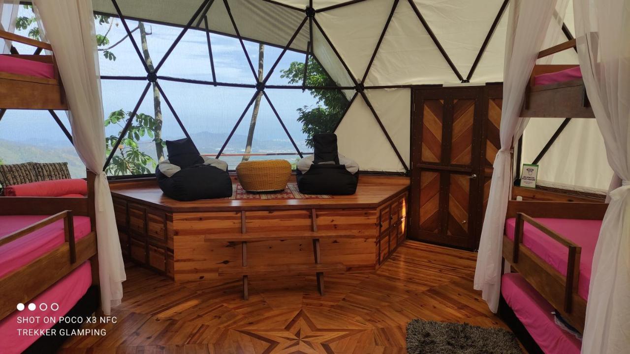 ホテル Trekker Glamping ミンカ エクステリア 写真