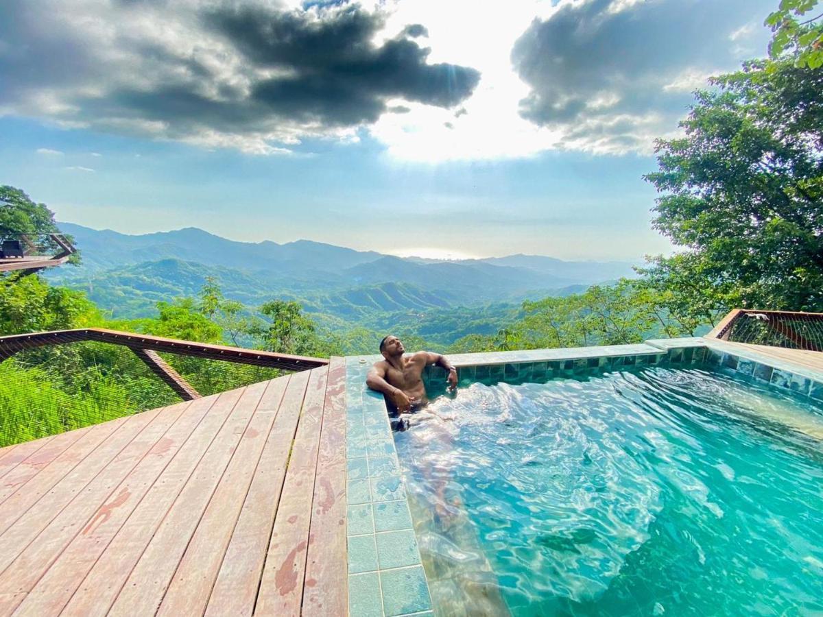 ホテル Trekker Glamping ミンカ エクステリア 写真
