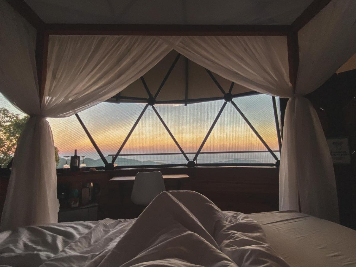 ホテル Trekker Glamping ミンカ エクステリア 写真