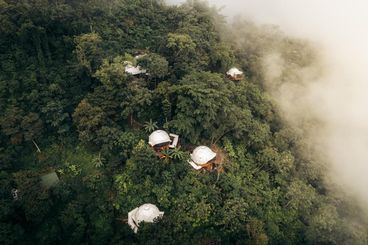 ホテル Trekker Glamping ミンカ エクステリア 写真